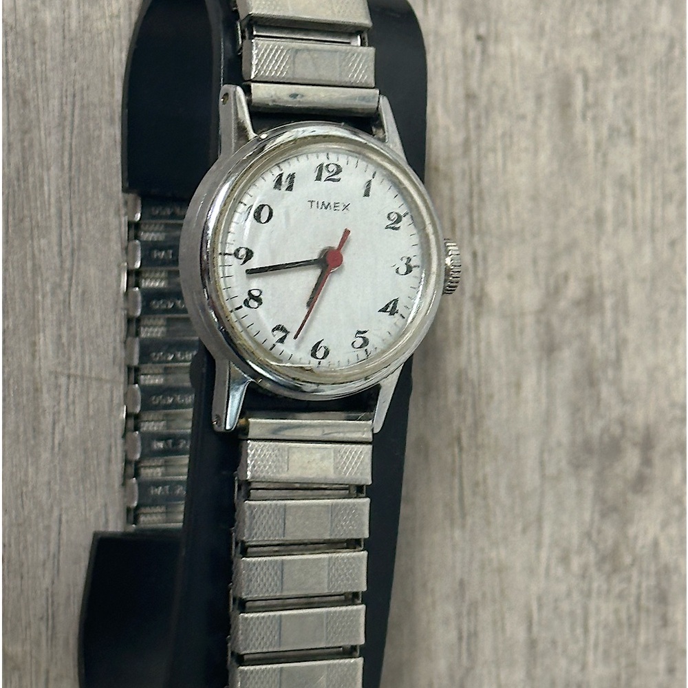 Late 50s Woman’s wind up Timex Watch